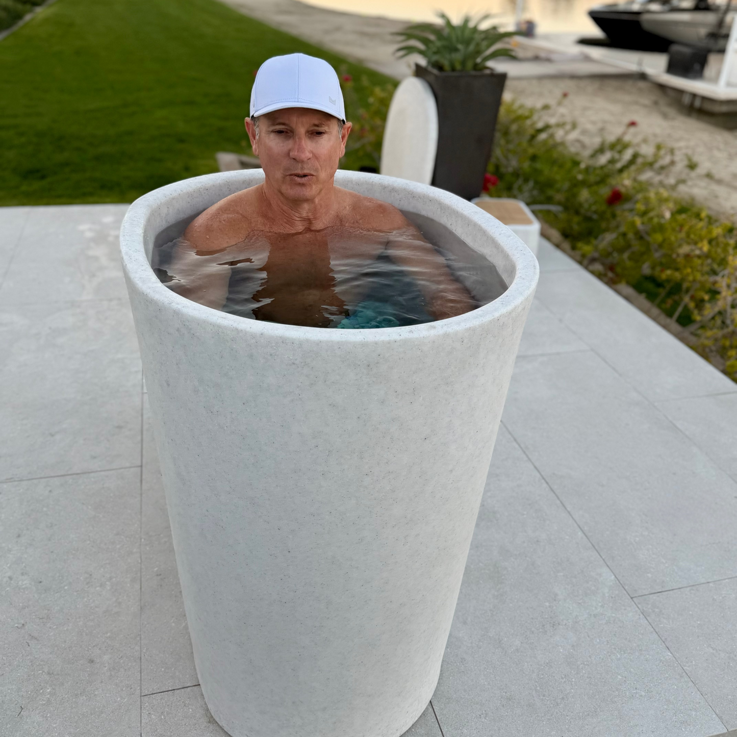 Vertical Cold Tub