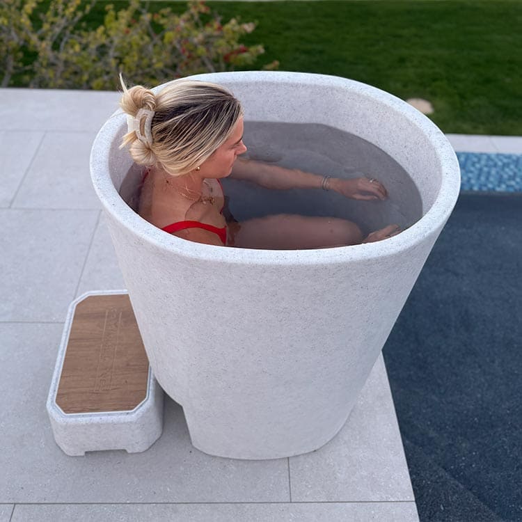 Vertical Cold Tub
